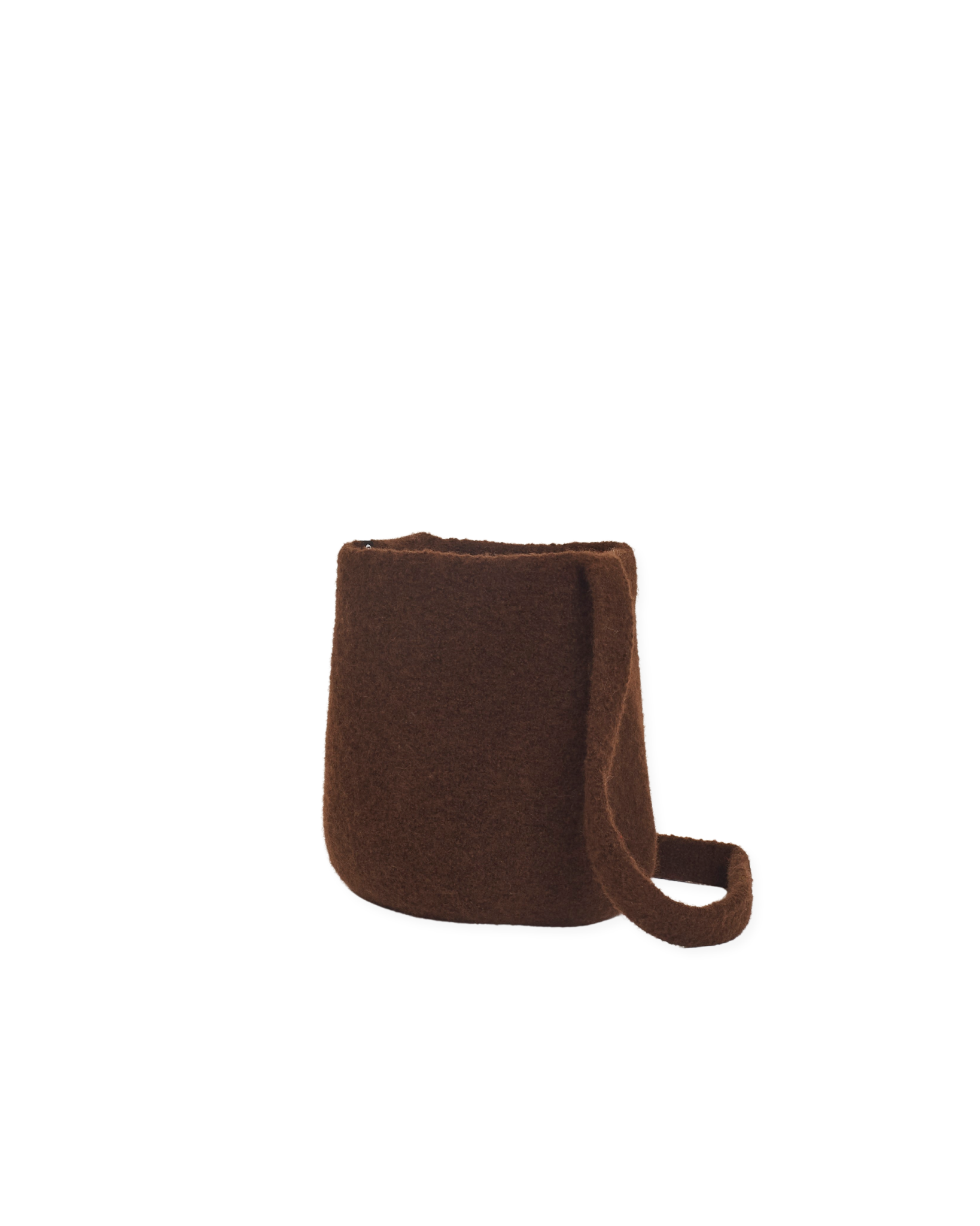 long strap bucket bag