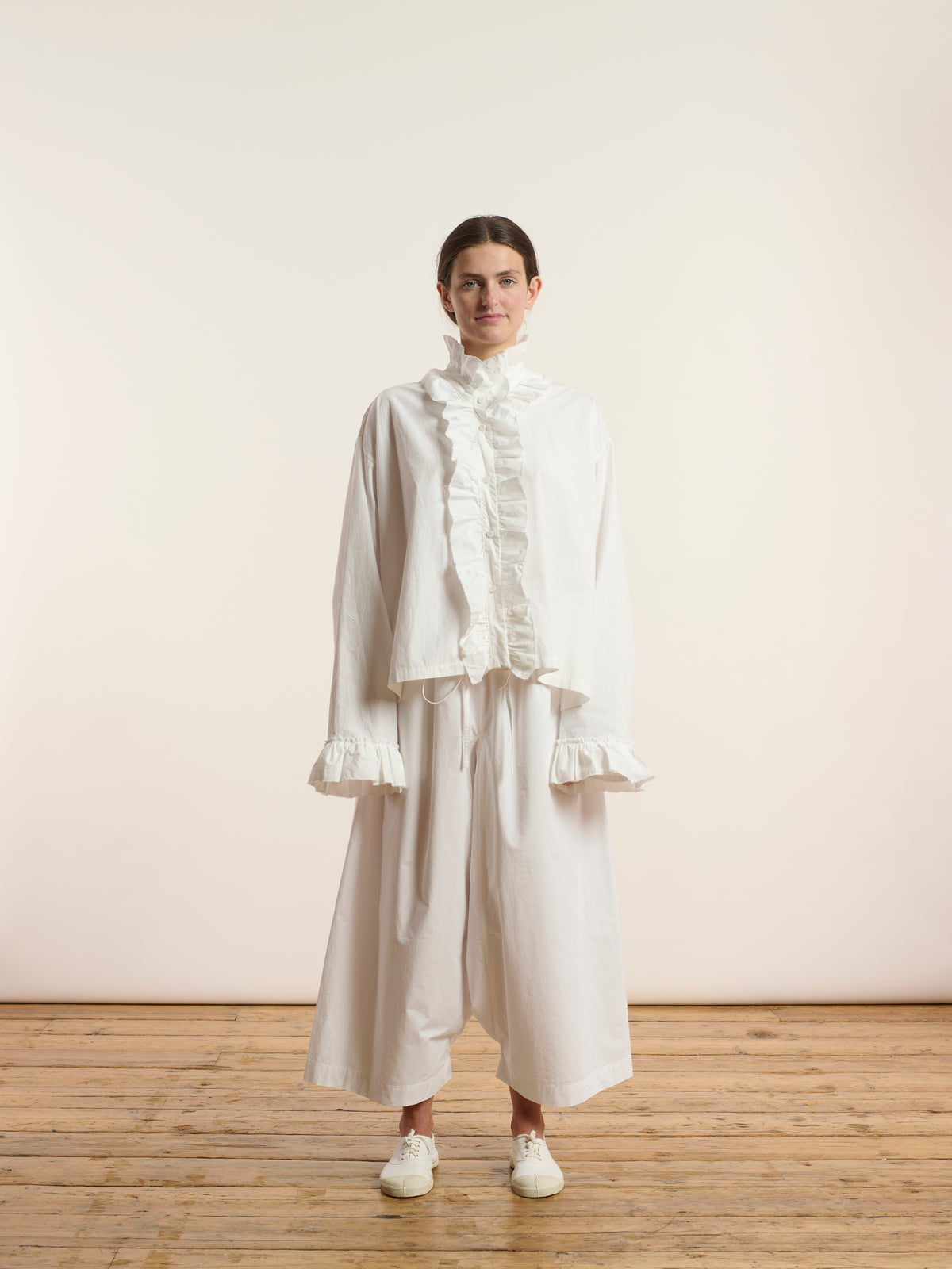 frill short