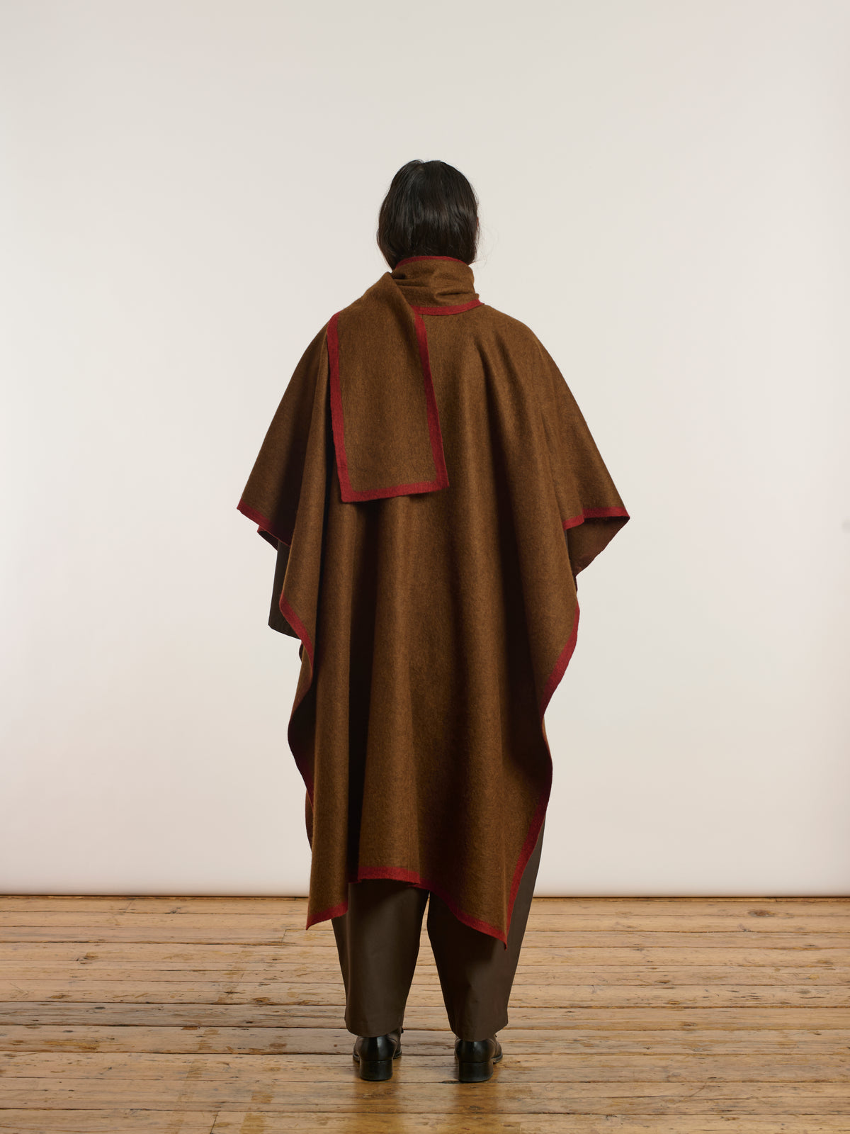 overfelt scarf cape